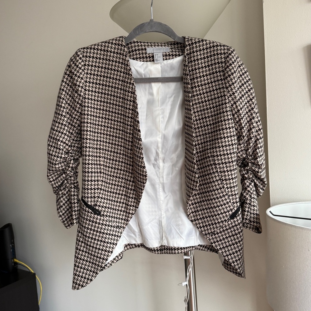 H&M Black and Cream Houndstooth Blazer